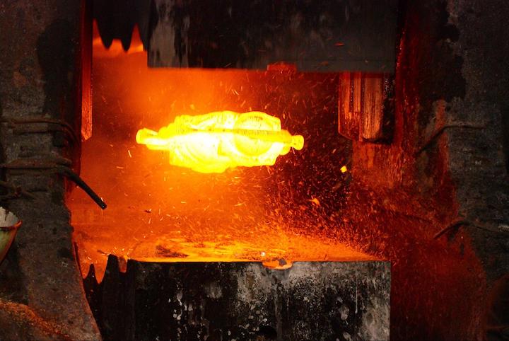 Hot Forging vs. Cold Forging